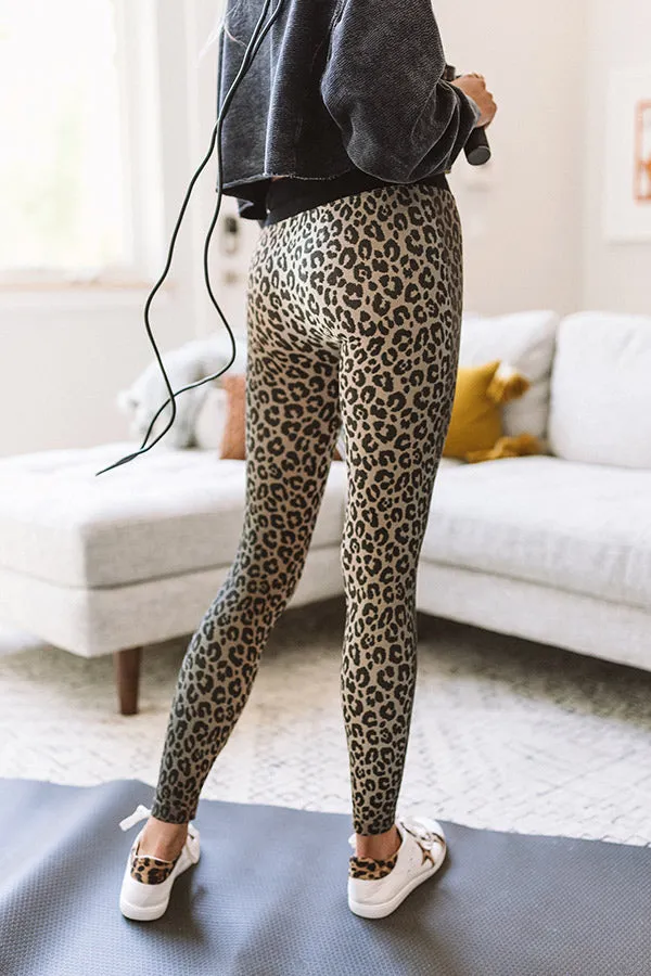 A Chic Peek Midrise Leopard Legging