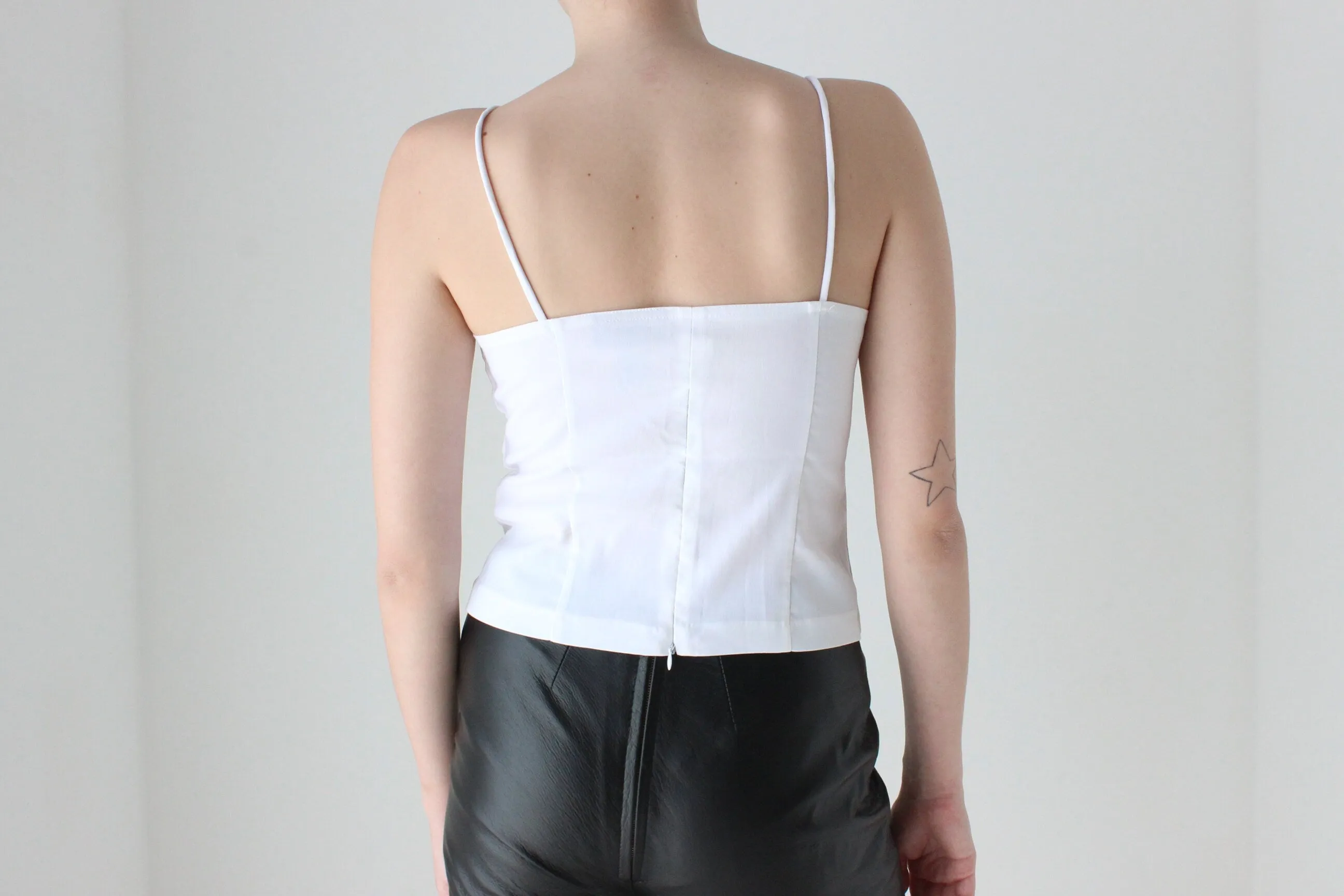 BALLETCORE Minimal Y2K Fitted Spaghetti Strap Tank