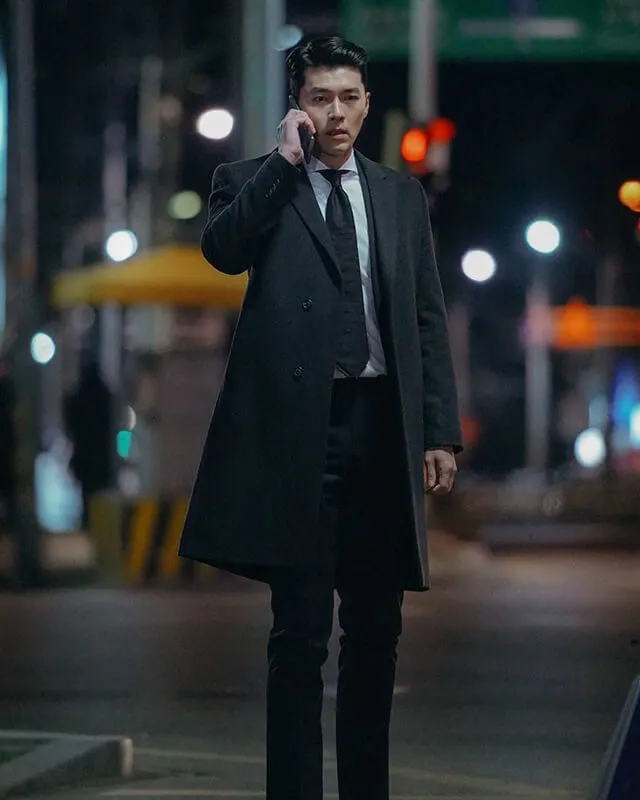 Crash Landing On You Hyun Bin Black Coat