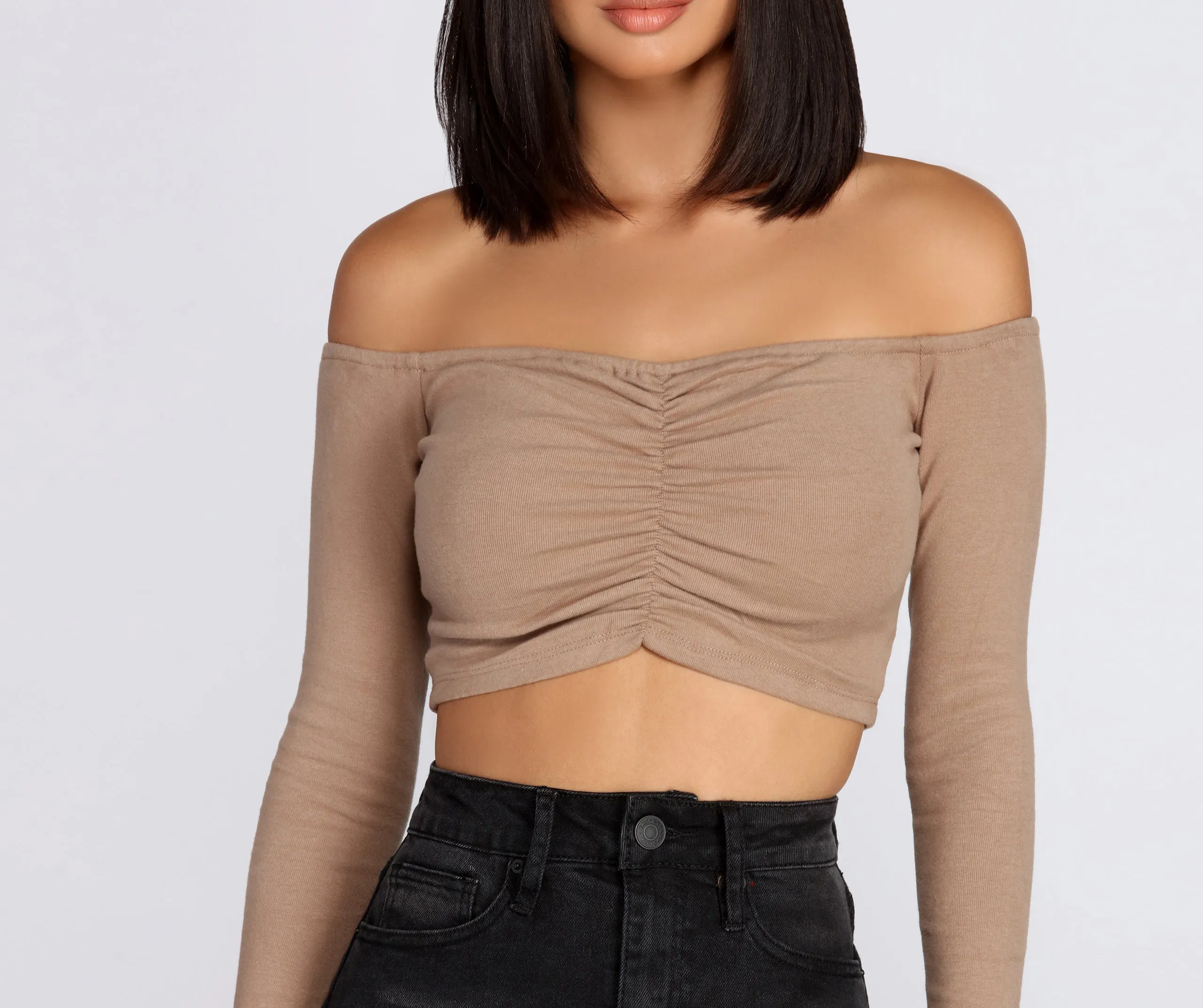 Effortelessly Trendy Crop Top