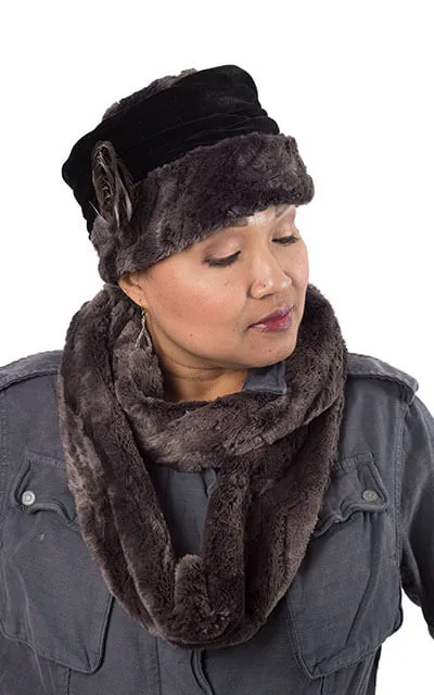 Infinity Scarf - Luxury Faux Fur in 8mm