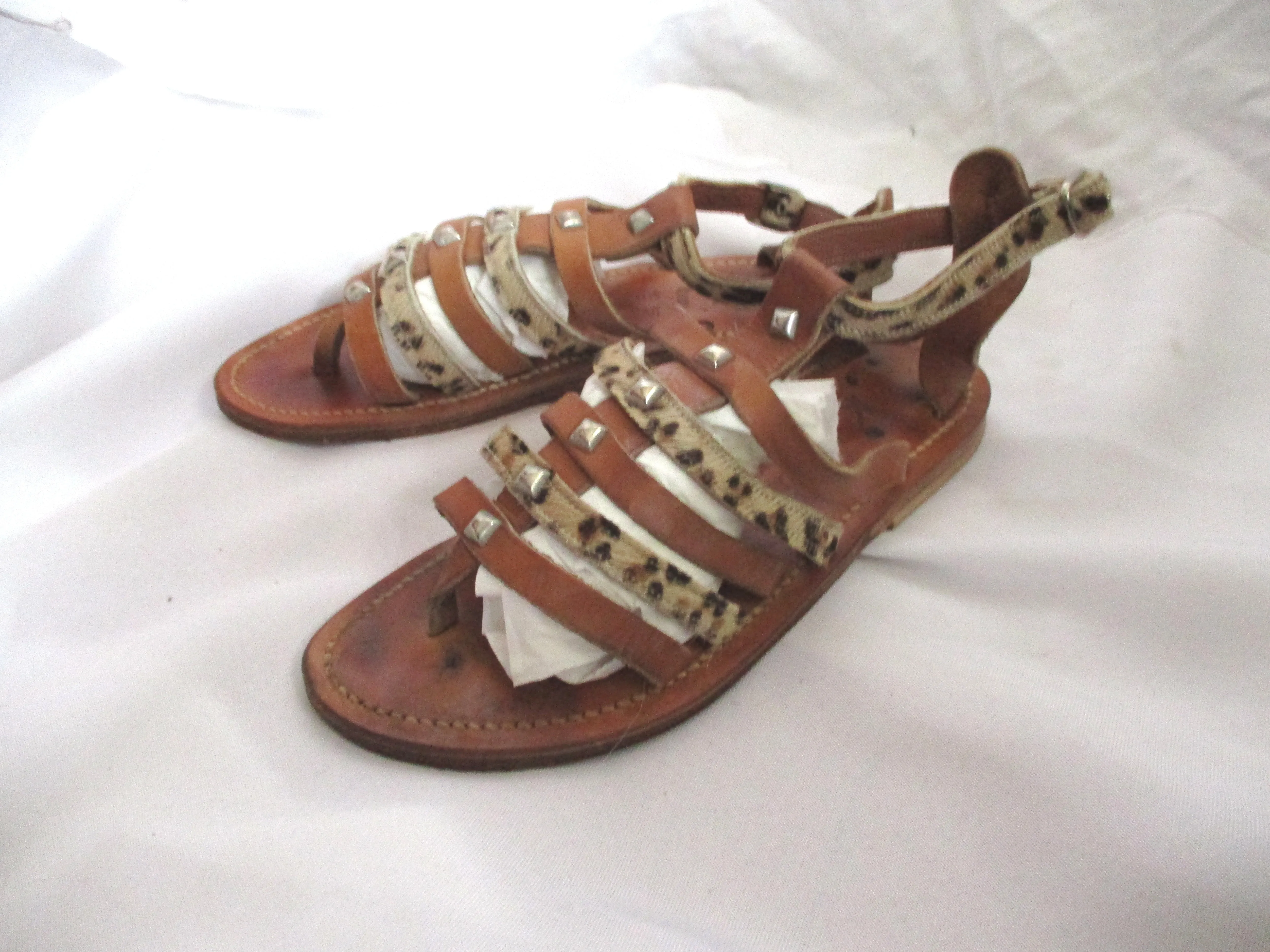 K. JACQUES ST TROPEZ SANDAL SHOE LEOPARD STUD LEATHER 36 Thong