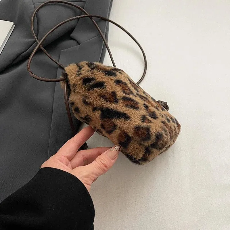 Leopard Mini Fux Fur Crossbody Bags Women Drawstring Soft Fuzzy Bucket Bags