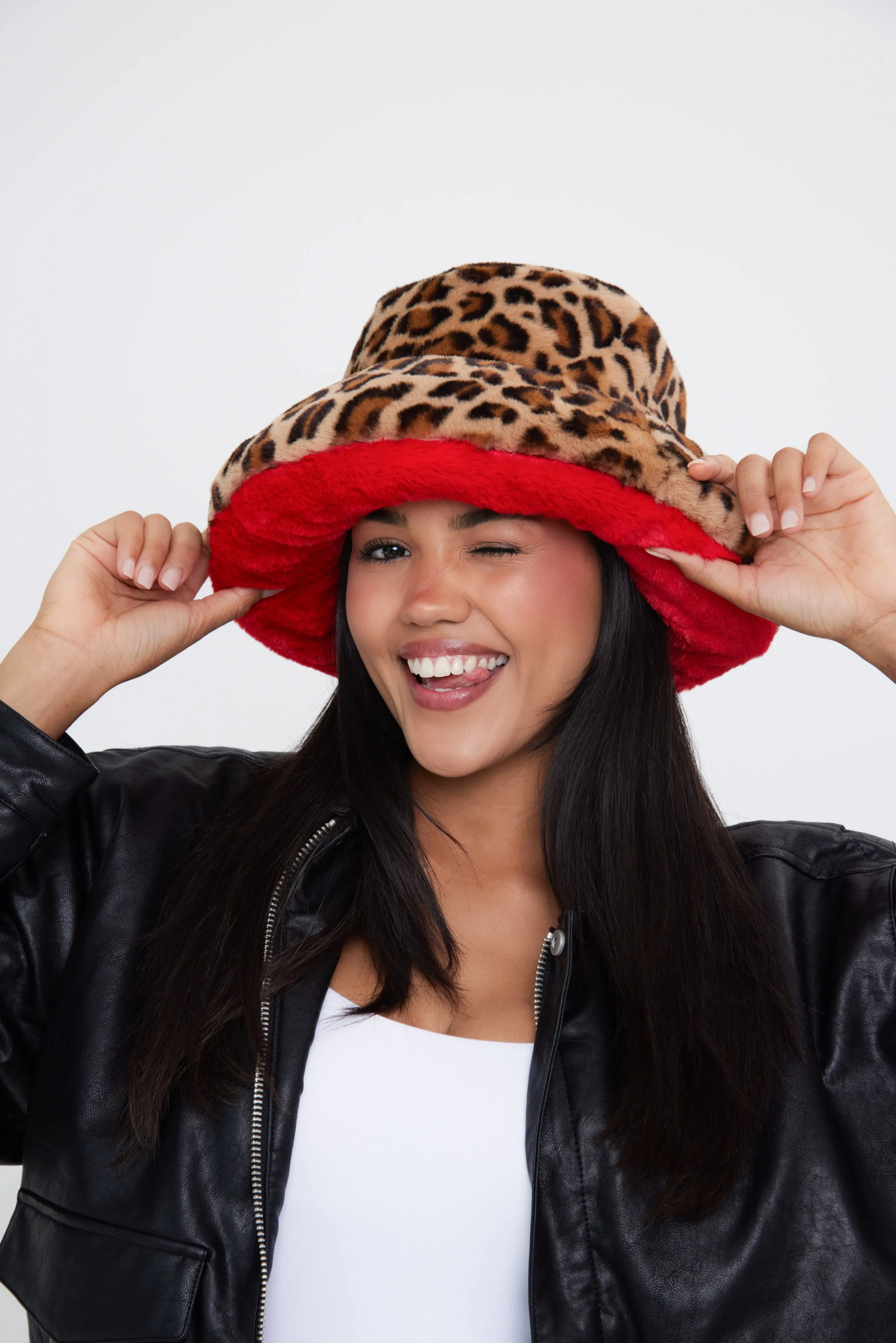 Oversized Fur Bucket Hat in Leopard and Red