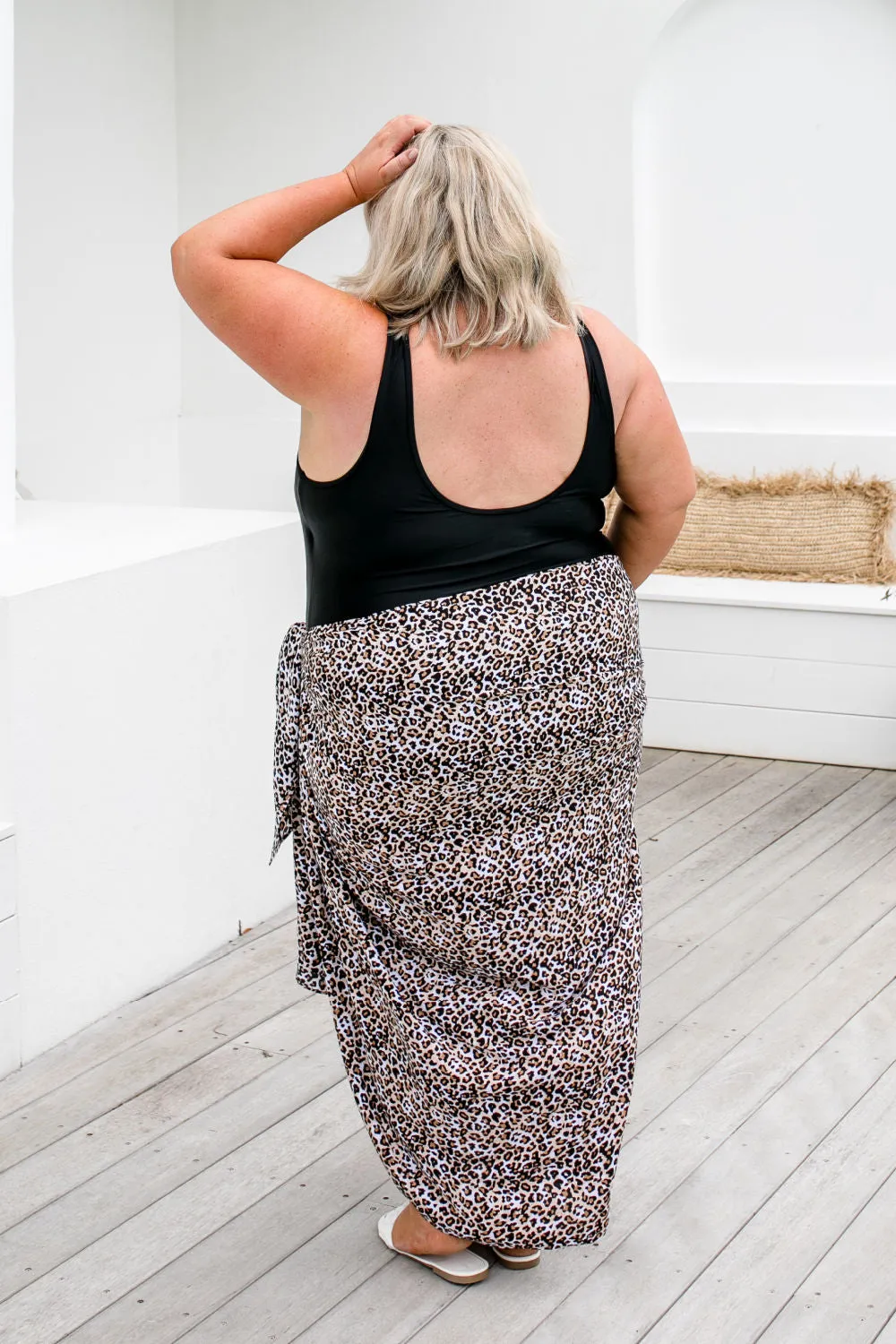 Plus Size Leopard Print Sarong