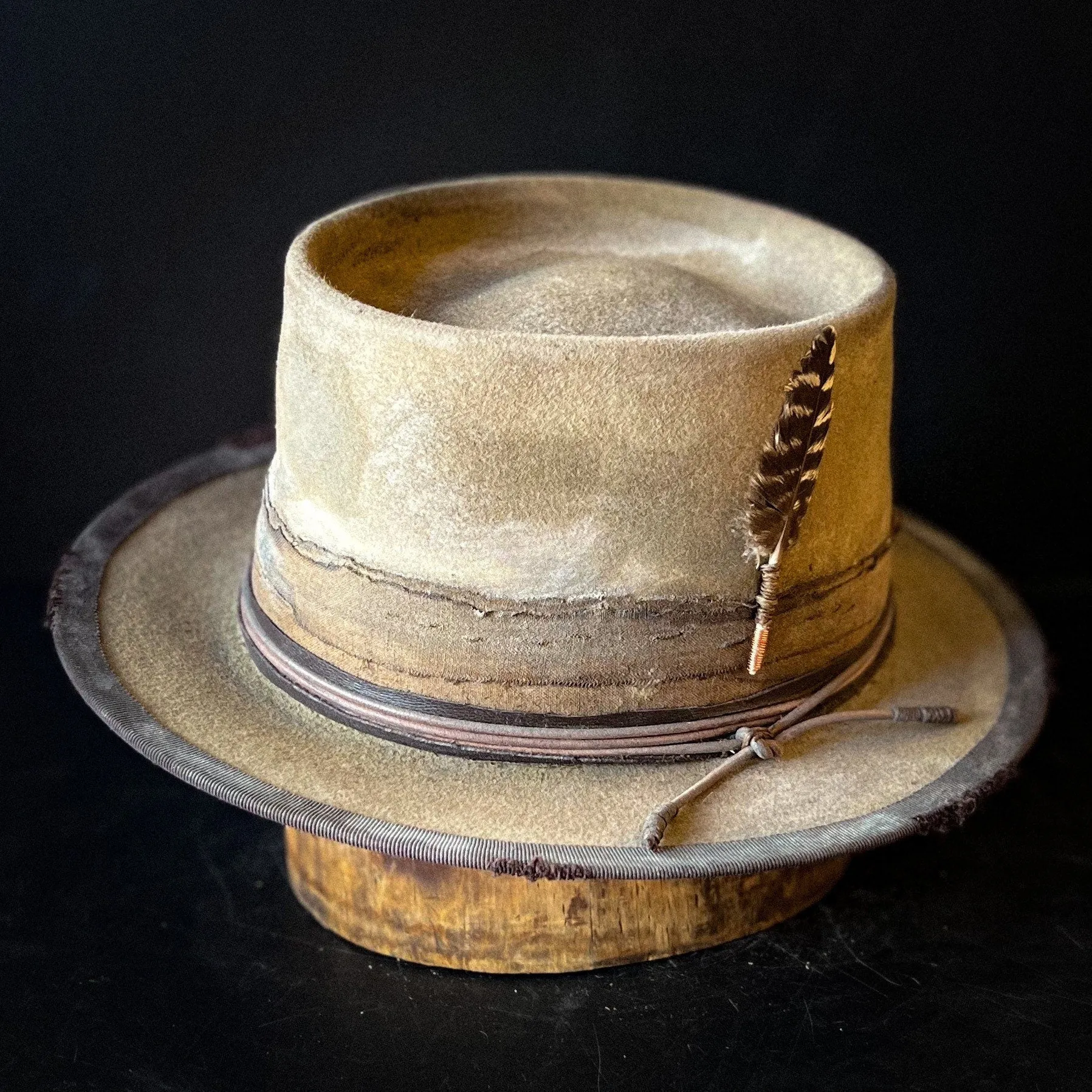 Stone Cold Killer Old-World Charm Chapeau Hat