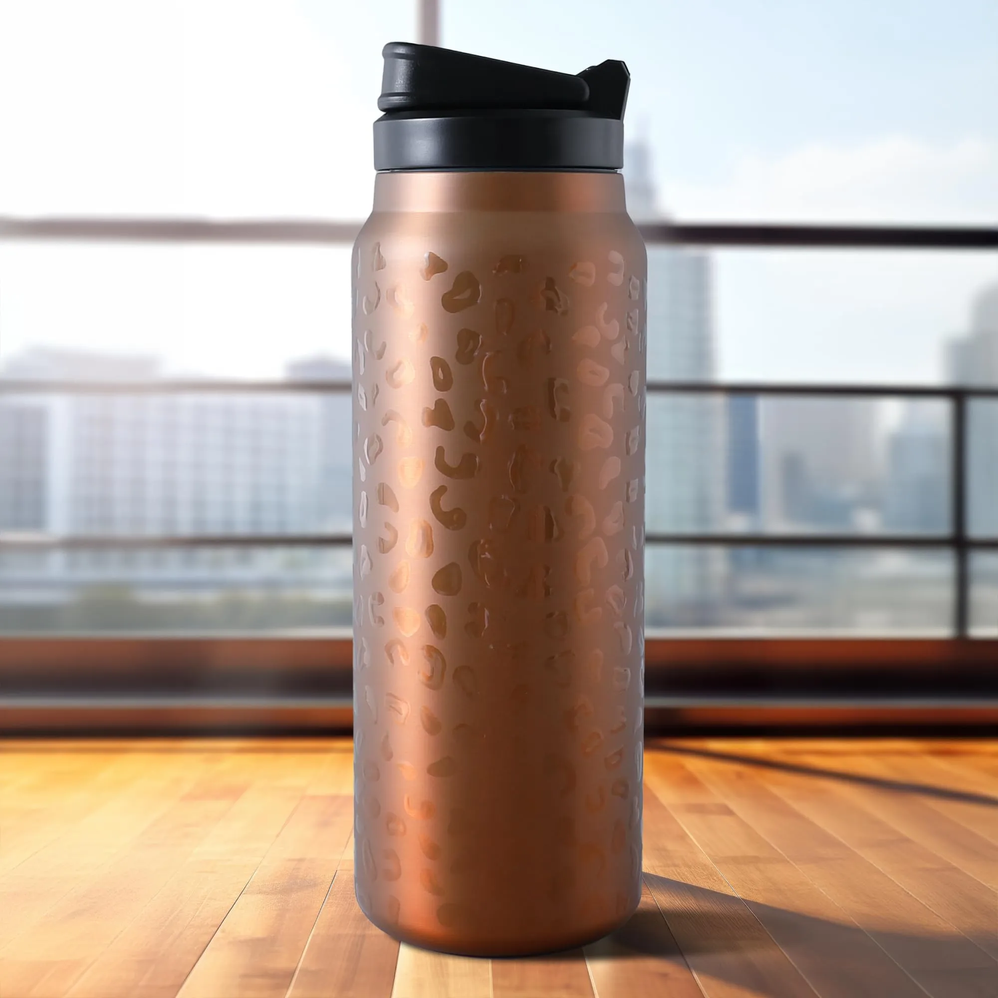 The Better Home Pulse 900ml | Stainless Steel Vacuum Insulated Printed Water Bottle | Insulation Upto 6-12 Hours | BPA Free | Gym | Office | Home | Travel | Golden Leopard Print