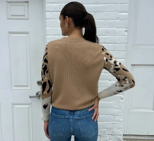 Tricot Chic - Cheetah Face Crew Sweater