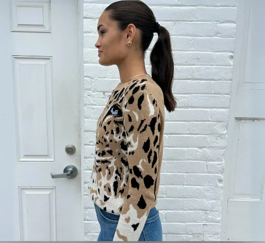 Tricot Chic - Cheetah Face Crew Sweater